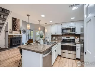 Photo #1: 1021760 Listing