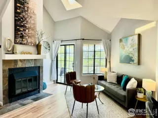 Photo #2: 1021760 Listing