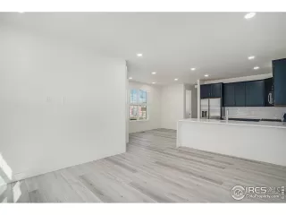 Photo #4: 1021858 Listing 