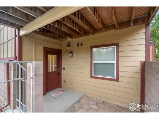 Photo #3: 1021872 Listing