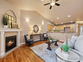 Photo #6: 1021873 Listing