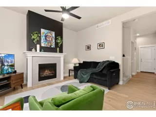 Photo #4: 1021914 Listing 