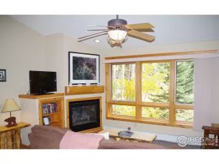 Photo #6: 1021923 Listing