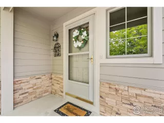 Photo #2: 1021925 Listing