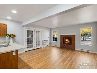 Photo #2: 1021931 Listing