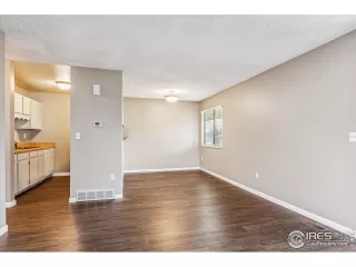 Photo #4: 1021939 Listing