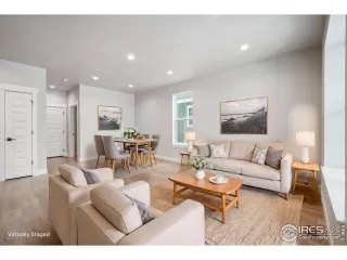 Photo #3: 1021943 Listing 