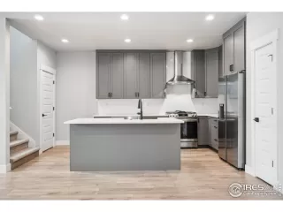 Photo #5: 1021943 Listing 