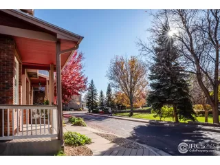 Photo #4: 1021952 Listing