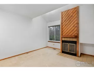 Photo #5: 1021961 Listing