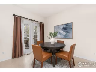 Photo #2: 1021977 Listing