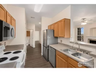 Photo #6: 1022108 Listing