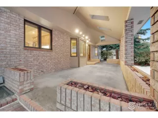 Photo #4: 1022138 Listing