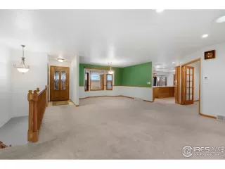 Photo #6: 1022138 Listing