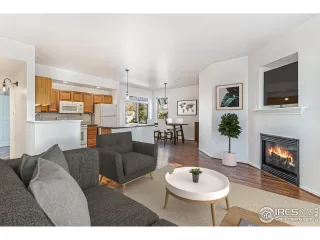 Photo #5: 1022147 Listing