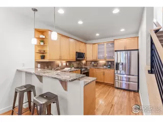 Photo #3: 1022153 Listing 