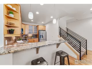 Photo #5: 1022153 Listing 