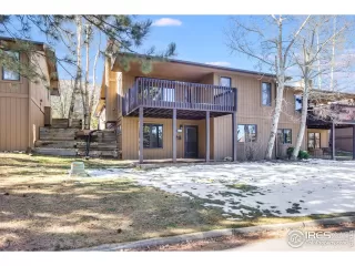 Photo #3: 1022201 Listing