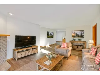 Photo #1: 1022206 Listing