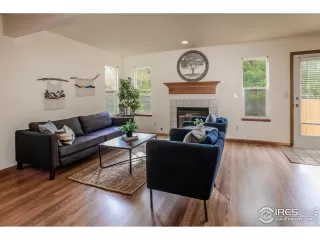 Photo #5: 1022210 Listing