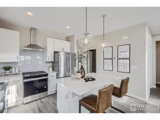 Photo #2: 1022417 Listing 