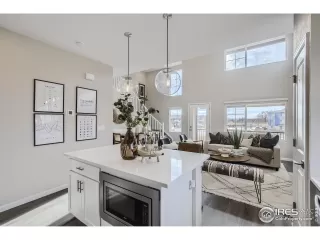 Photo #5: 1022417 Listing 