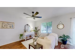 Photo #6: 1022478 Listing