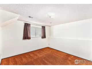 Photo #6: 1022501 Listing