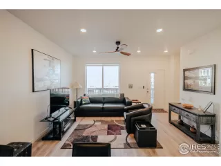 Photo #3: 1022599 Listing