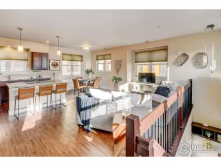 Photo #3: 1022635 Listing