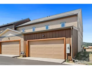 Photo #2: 1022658 Listing