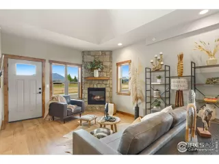 Photo #4: 1022659 Listing