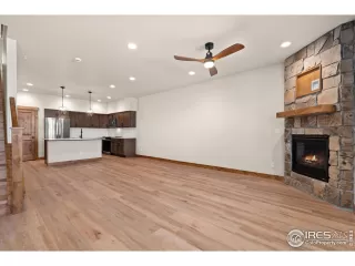 Photo #4: 1022662 Listing