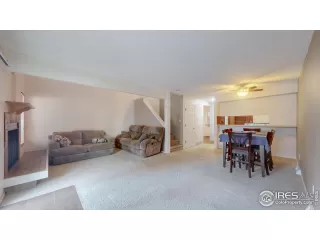 Photo #4: 1022714 Listing