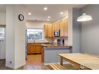 Photo #3: 1022736 Listing