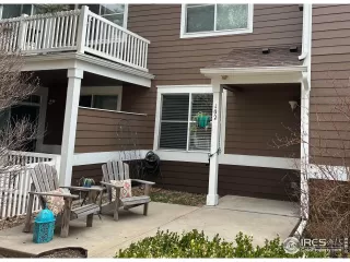 Photo #6: 1022971 Listing