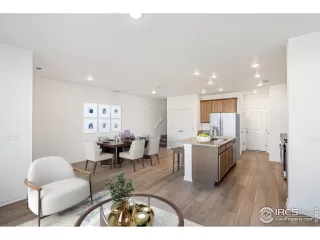 Photo #3: 1022982 Listing 