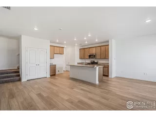 Photo #6: 1022982 Listing 