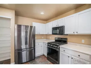 Photo #3: 1023021 Listing