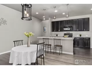 Photo #6: 1023094 Listing 