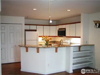 Photo #1: 1023295 Listing 