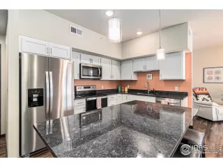 Photo #2: 1023334 Listing