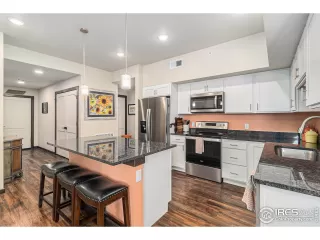 Photo #3: 1023334 Listing