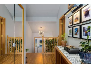 Photo #6: 1023356 Listing