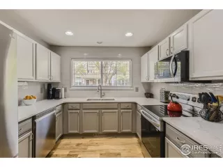 Photo #4: 1023543 Listing 