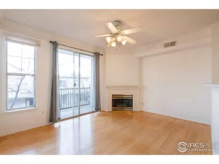 Photo #2: 1023585 Listing