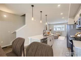 Photo #4: 1023661 Listing 