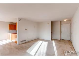 Photo #6: 1023664 Listing 