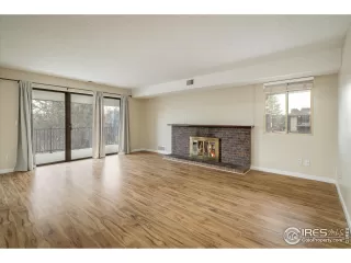 Photo #4: 1023792 Listing