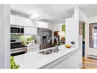 Photo #6: 1023797 Listing 